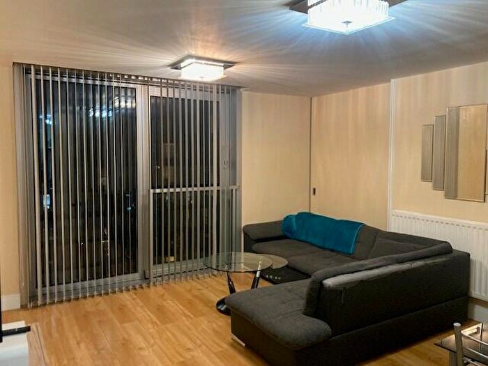 1 Bedroom Flat To Rent In Brooklyn House, Cmk, MK9