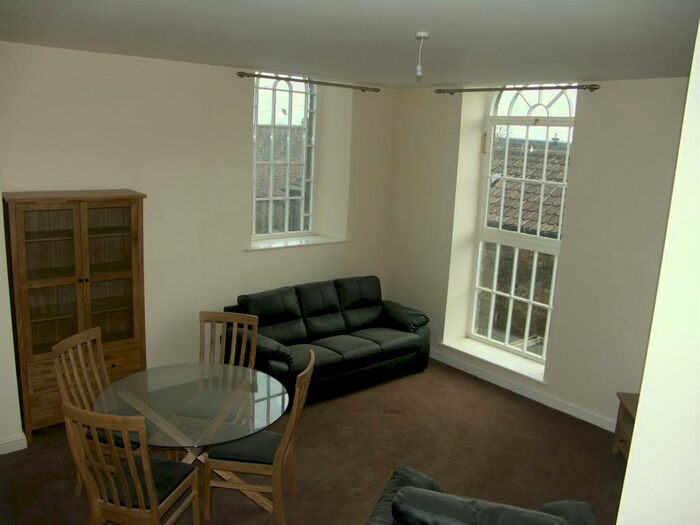 1 Bedroom Flat To Rent In Chapel Court, Sun Street, Sandy, SG19