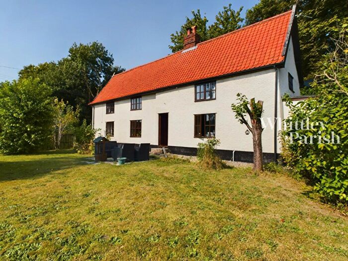 4 Bedroom Detached House To Rent In Vine House, South Lopham, IP22