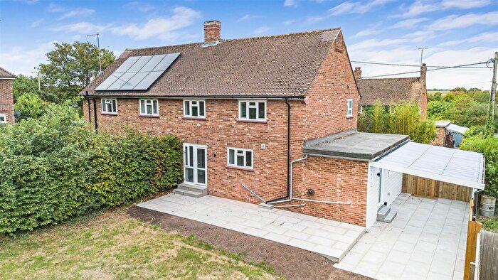 3 Bedroom Semi-Detached House For Sale In Hill View, Lidgate, CB8