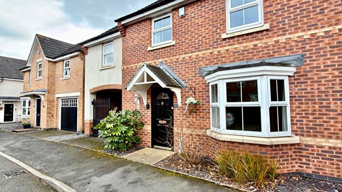 4 Bedroom Detached House To Rent In Field Close, Kettlebrook, B77