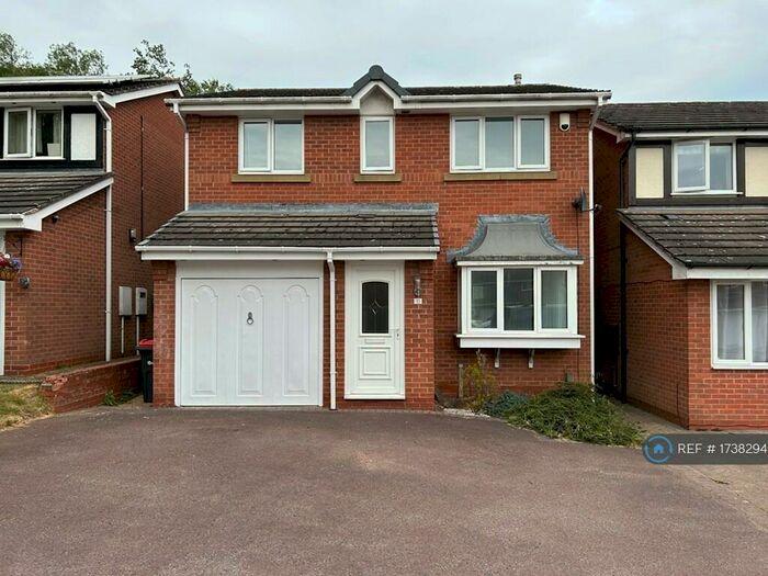 3 Bedroom Detached House To Rent In Rockley Close, Hucknall, Nottingham, NG15