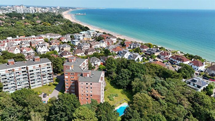 2 Bedroom Apartment To Rent In Sandbourne Road, Alum Chine, BH4