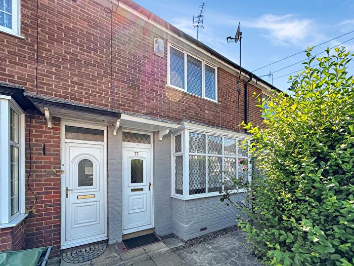 2 Bedroom Terraced House To Rent In Connaught Road, Luton, LU4