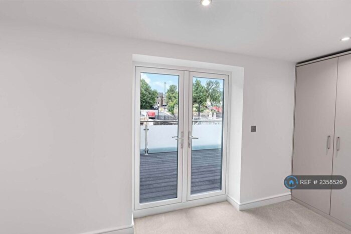 1 Bedroom Flat To Rent In Marple Bank Apartments, Marple, SK6