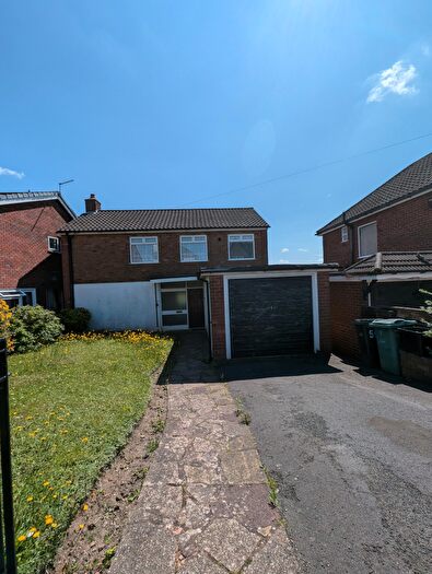 3 Bedroom House To Rent In Hockley Lane, Dudley, DY2