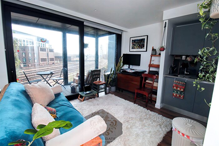 Studio To Rent In The Dumont, Albert Embankment, SE1