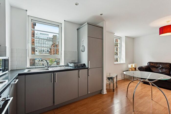 1 Bedroom Flat To Rent In Sauchiehall Street, Flat -, City Centre, Glasgow, G2