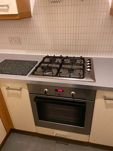 1 Bedroom Flat To Rent In Gawton Crescent, Netherne On The Hill, CR5