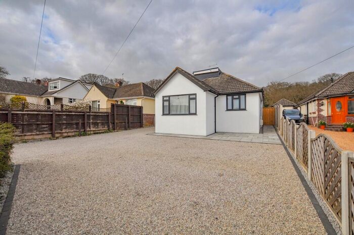 4 Bedroom Chalet For Sale In The Vineries, Wimborne, Wimborne, BH21