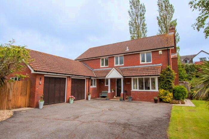 4 Bedroom Detached House For Sale In Hayne Park, Tipton St John, EX10