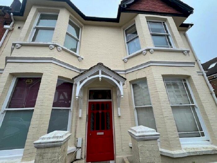 1 Bedroom Flat To Rent In Granville Road, Hove, ., BN3