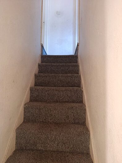 1 Bedroom Terraced House For Sale In Cromwell Road, Luton, LU1