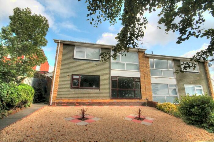 2 Bedroom Flat To Rent In Hillhead Parkway, Chapel House, Newcastle Upon Tyne, NE5