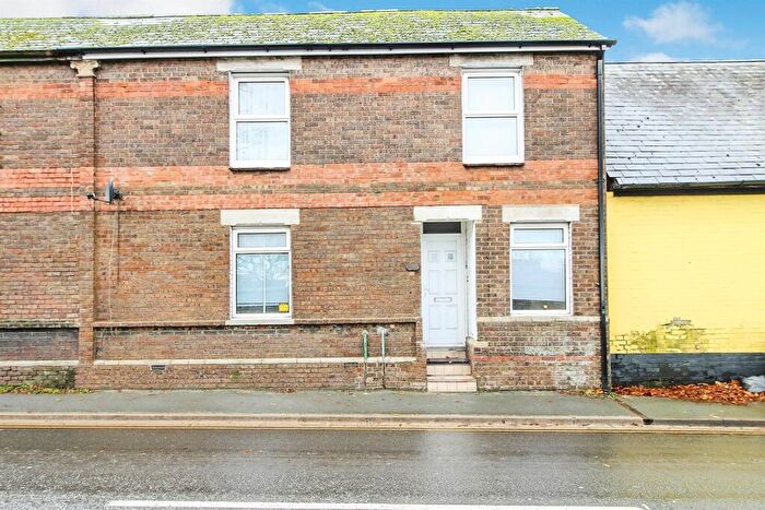 2 Bedroom Terraced House For Sale In Maumbury Road, Dorchester, DT1