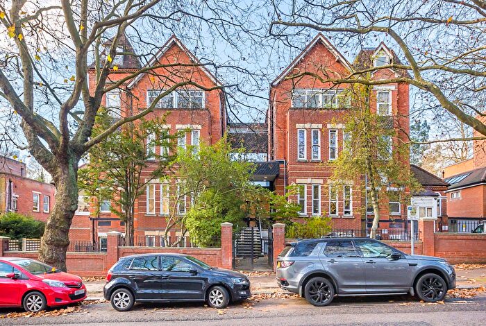 Studio To Rent In Fitzjohns Ave, Hampstead, NW3