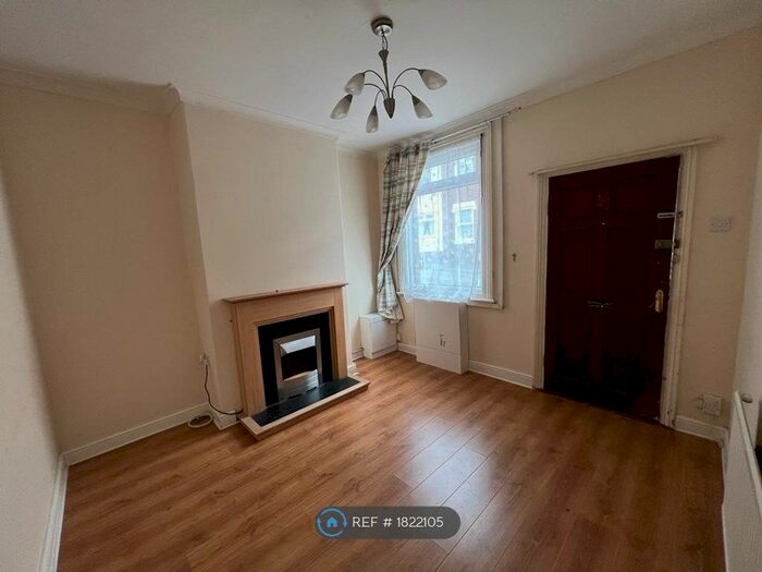 2 Bedroom Terraced House To Rent In Hanover Street, Newcastle-Under-Lyme, ST5