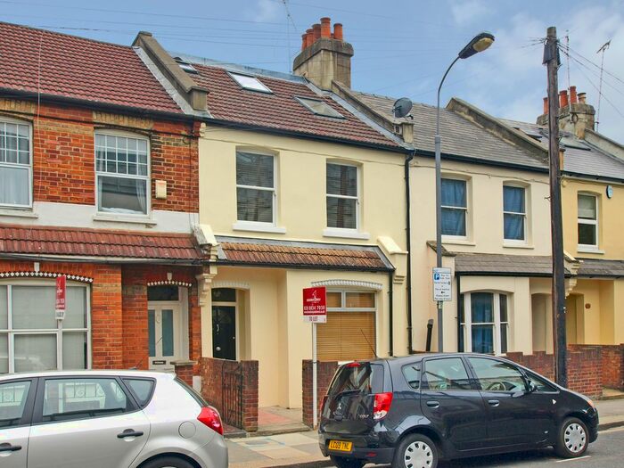 4 Bedroom Property To Rent In Claybrook Road, London, W6