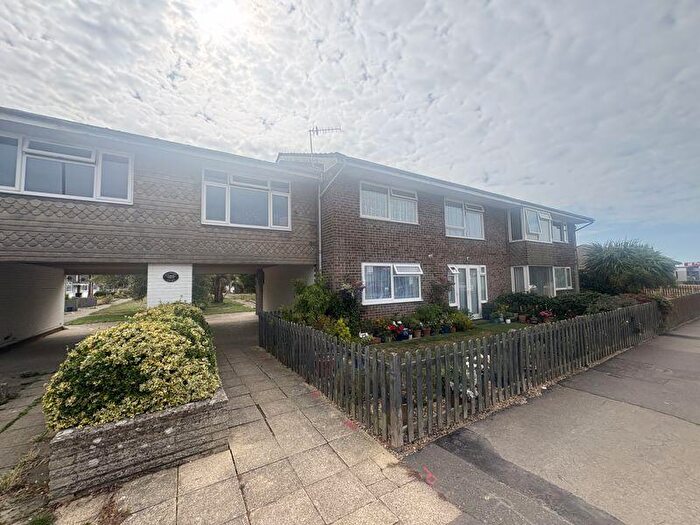 2 Bedroom Flat To Rent In Mulberry Court, Pagham, Bognor Regis, PO21