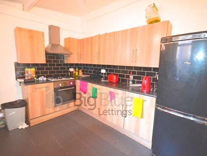 6 Bedroom House To Rent In Norwood Terrace, Leeds, LS6