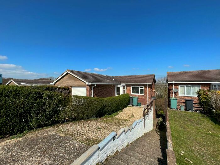 2 Bedroom House To Rent In Blythe Way, Shanklin, PO37