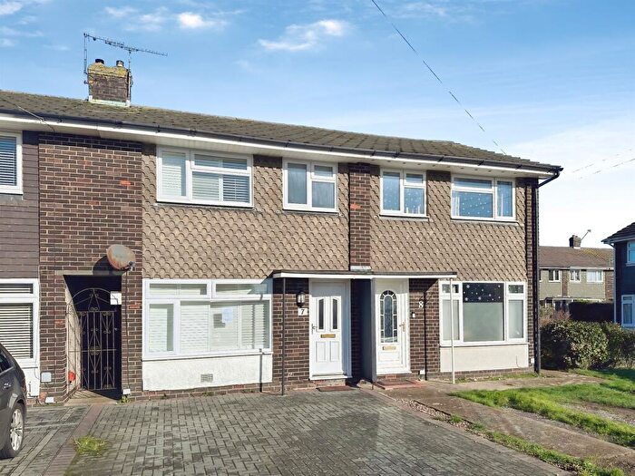 3 Bedroom Terraced House For Sale In Garden Close, Sompting, Lancing, BN15