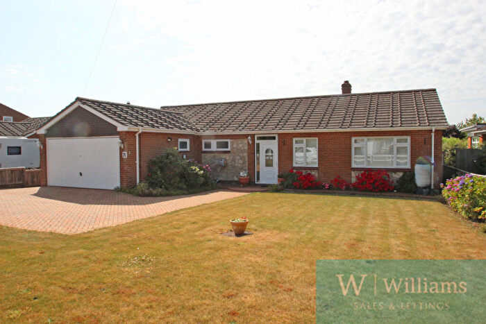 3 Bedroom Detached Bungalow For Sale In Palmers Road, Wootton Bridge, Ryde, PO33