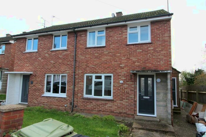 3 Bedroom House To Rent In Ousebank Way, Stony Stratford, Milton Keynes, MK11
