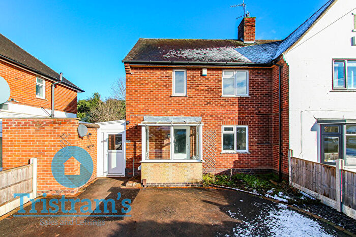 3 Bedroom Semi-Detached House To Rent In Whitemoss Close, Nottingham, NG8