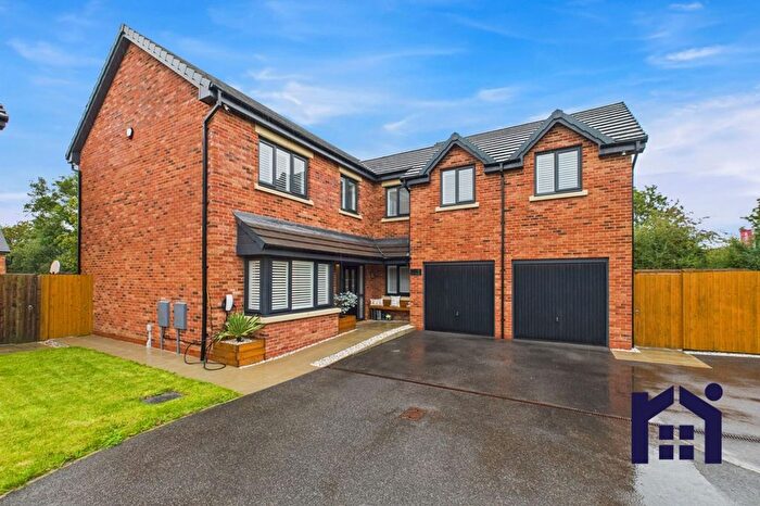5 Bedroom Detached House For Sale In Elder Close, Leyland, PR25