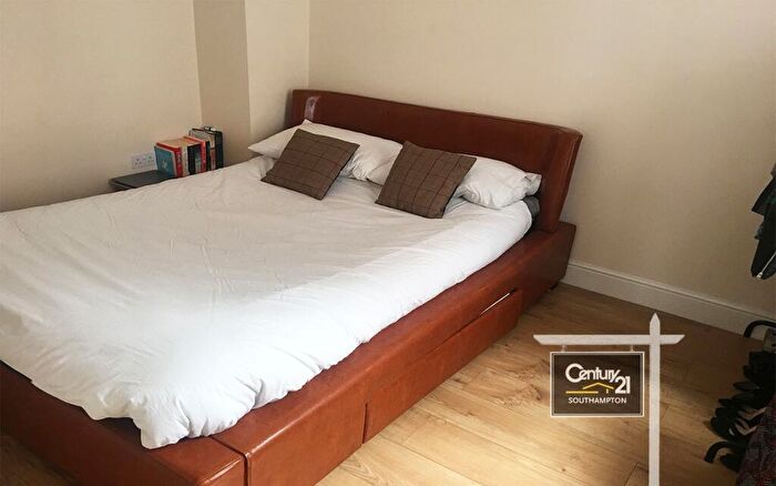 1 Bedroom Flat To Rent In |Ref: |, Leigh Road, Eastleigh, SO50