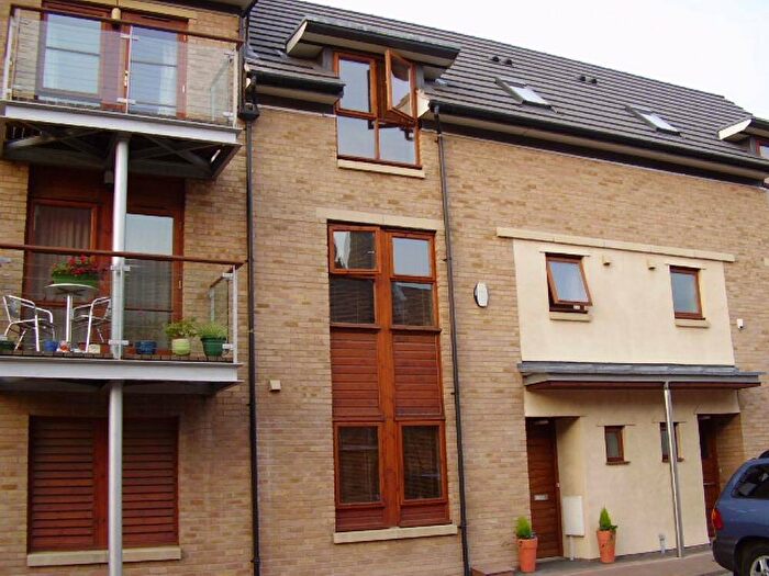 3 Bedroom Town House To Rent In Town Corner, Northampton, NN5