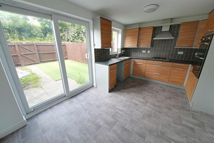 4 Bedroom Terraced House To Rent In Bridgewater Close, Frodsham, WA6
