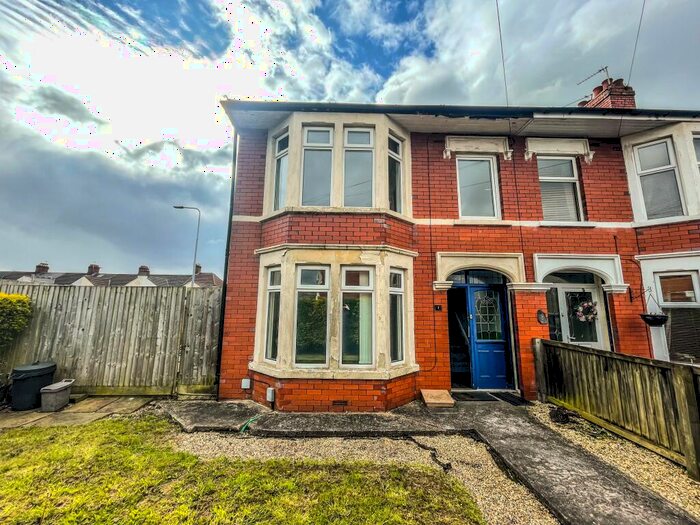 3 Bedroom House To Rent In Cromwell Road, Birchgrove, Cardiff, CF14