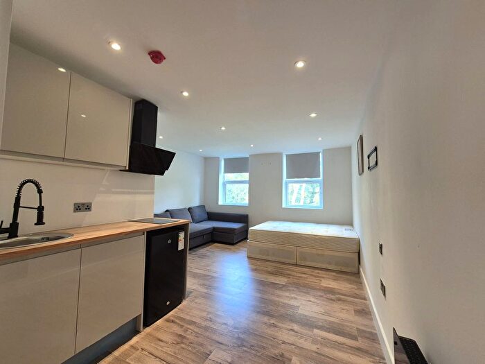 1 Bedroom Studio To Rent In London Road, London, SW16