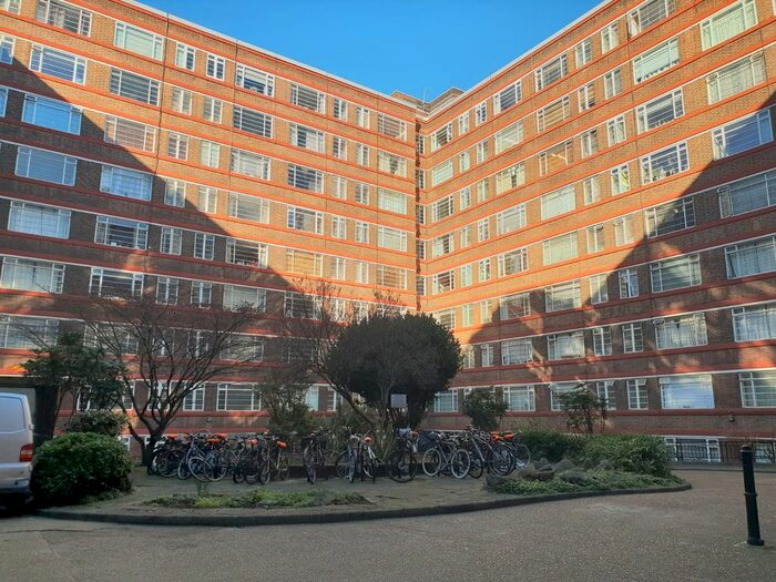 1 Bedroom Flat To Rent In Balham High Road, Balham, SW17