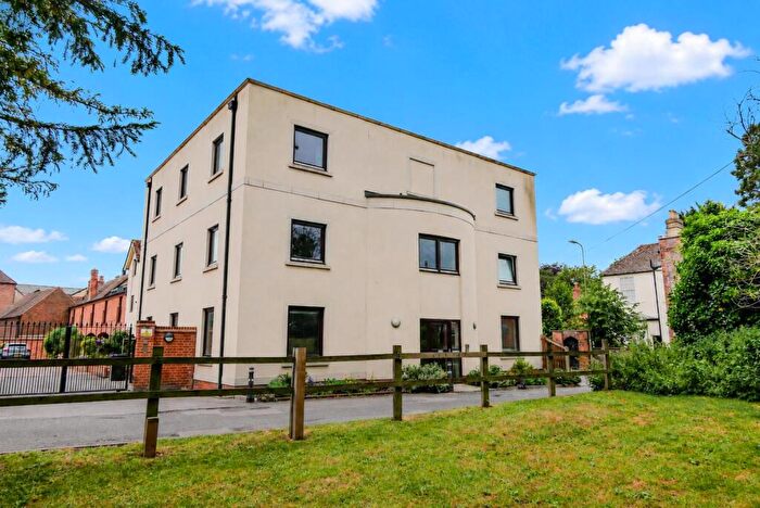 3 Bedroom Duplex For Sale In Bear Lane, Wallingford, OX10