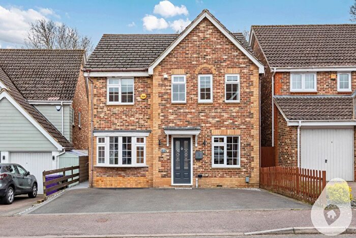5 Bedroom Detached House For Sale In Thirlmere, Stevenage, Hertfordshire, SG1