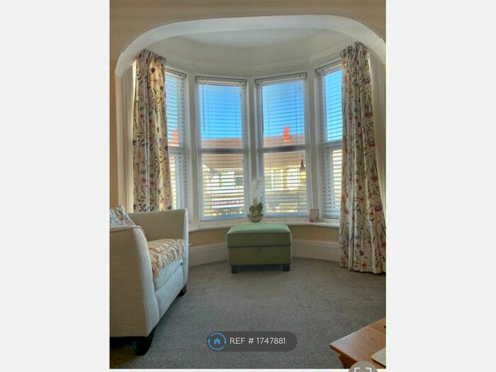 2 Bedroom Flat To Rent In Highfield Road, Blackpool, FY4