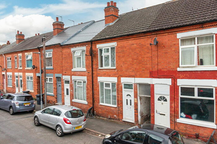 3 Bedroom Terraced House To Rent In Wharncliffe Road, Loughborough, LE11
