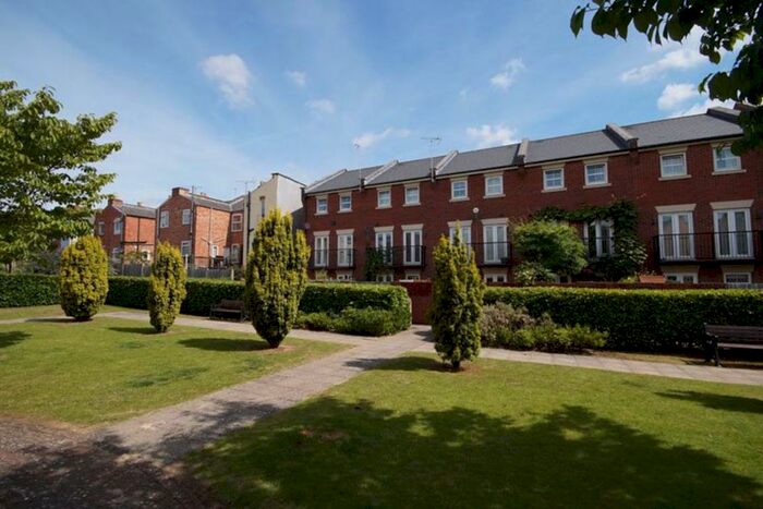 4 Bedroom House To Rent In Central Cheltenham, GL50