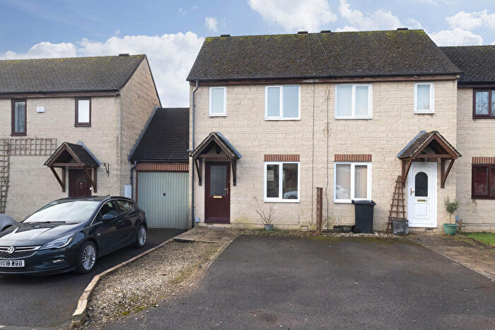 1 Bedroom Semi Detached House To Rent In Smiths Field, Cirencester, GL7