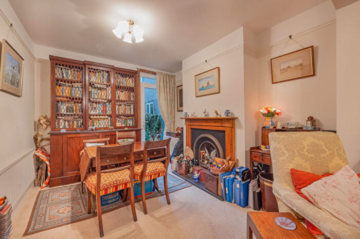 3 Bedroom Terraced House For Sale In Wareham, Dorset, BH20 - Photo 6