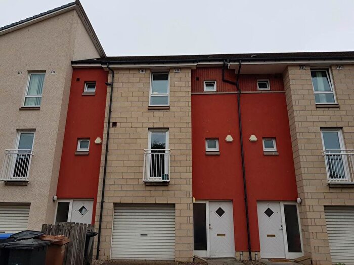 4 Bedroom Property To Rent In Milnbank Gardens, Dundee, DD1