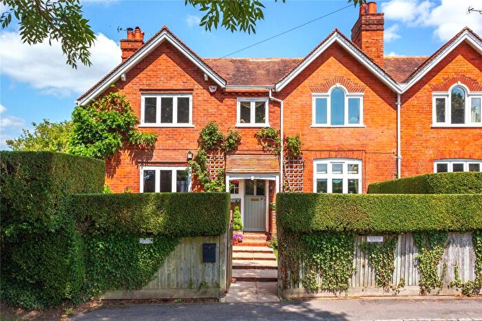 4 Bedroom Semi-Detached House For Sale In Butchers Lane, White Waltham, Berkshire, SL6