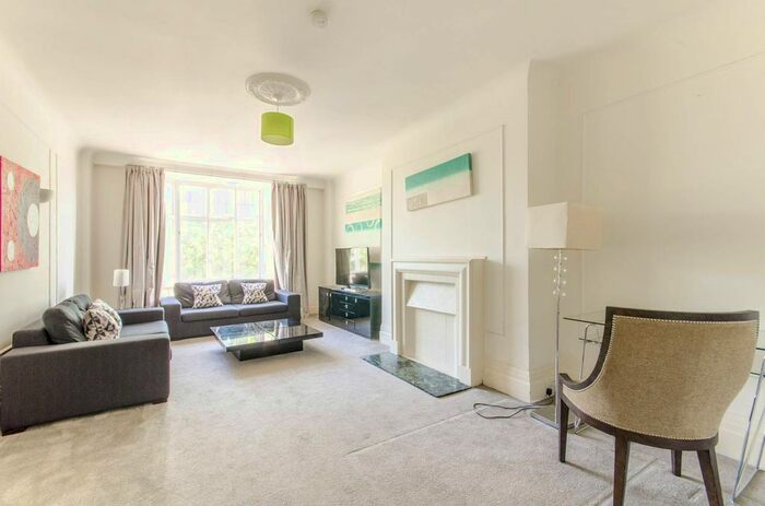 5 Bedroom Flat To Rent In Park Road, St John's Wood, London, NW8