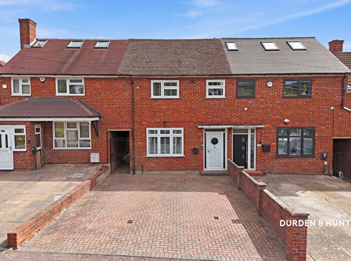 3 Bedroom Terraced House For Sale In Barrington Green, Loughton, IG10