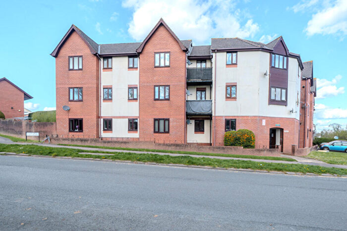 2 Bedroom Apartment For Sale In Bulwark Avenue, Chepstow, NP16