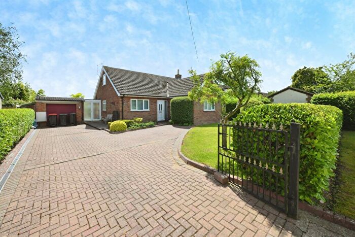 3 Bedroom Semi-Detached Bungalow For Sale In Wood End Lane, Pertenhall, Bedford, MK44