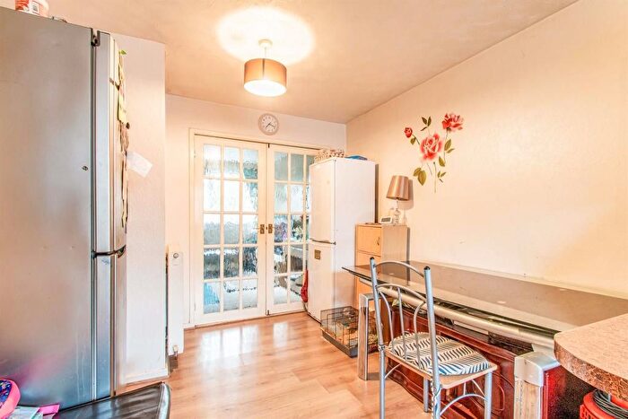 3 Bedroom Terraced House To Rent In Bismarck Street, Leeds, West Yorkshire, LS11